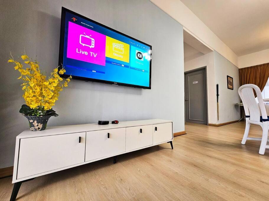 Good2Stay Apartment 6-8Pax L 3R2B L 2 Parking L Coway Water L Unifi I Swimming Pool Malacca Kültér fotó